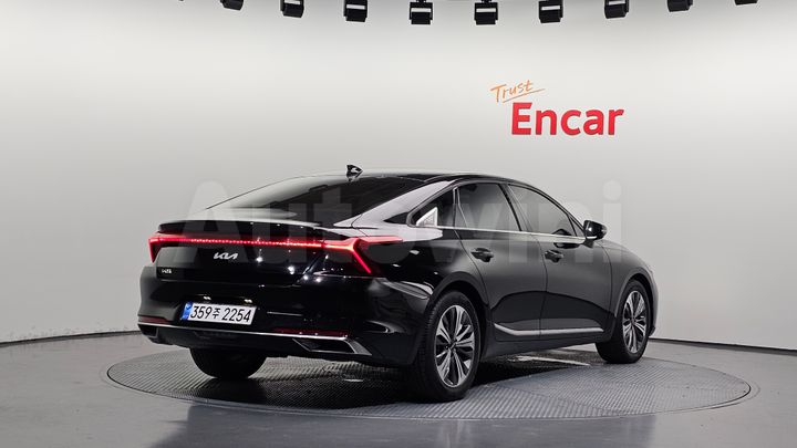 Kia K8 2023 — 2