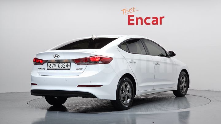 Hyundai Avante 2017 — 2