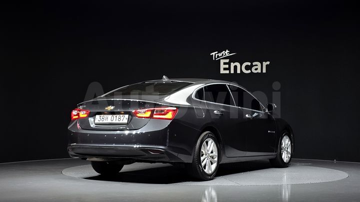 Chevrolet Malibu 2017 — 2
