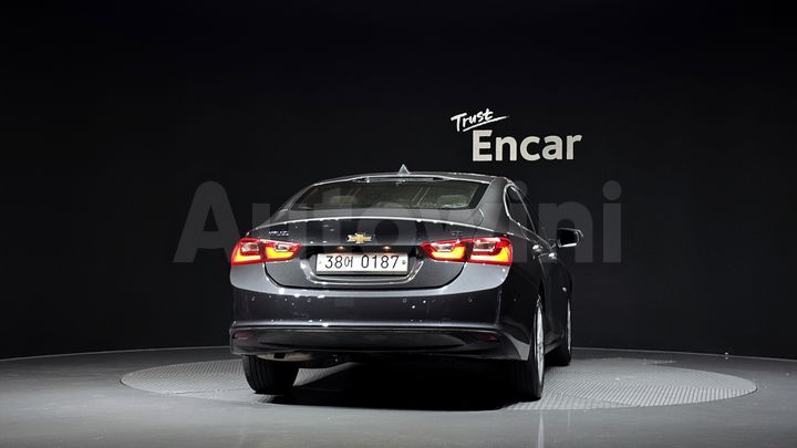 Chevrolet Malibu 2017 — 4