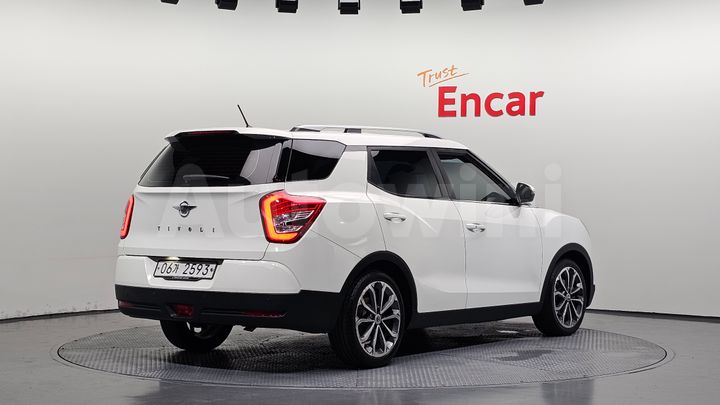 KGM (Ssangyong) Tivoli 2017 — 2