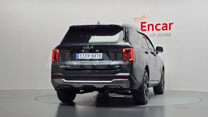 Kia Sorento 2025 — 4