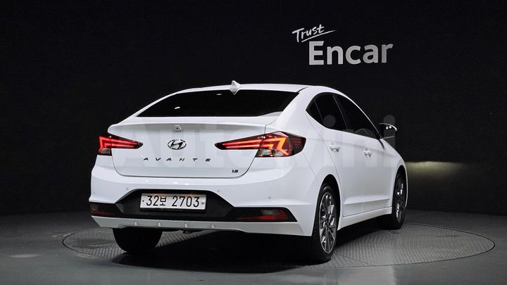 Hyundai Avante 2019 — 2