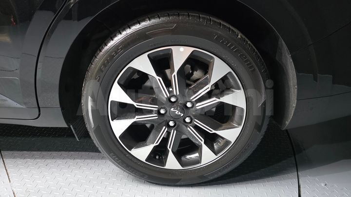 Kia Carnival 2023 — 5