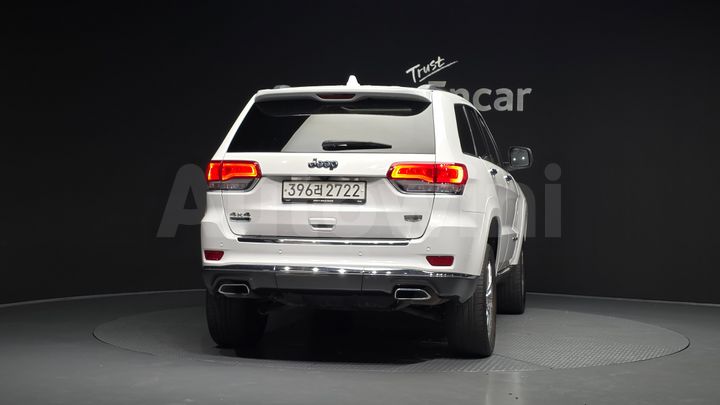 Jeep Cherokee 2019 — 4