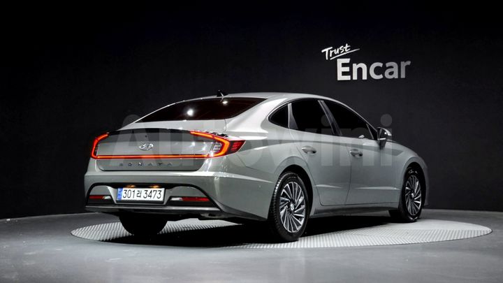 Hyundai Sonata 2022 — 2