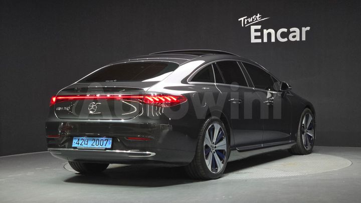 Mercedes-Benz EQS 2022 — 2
