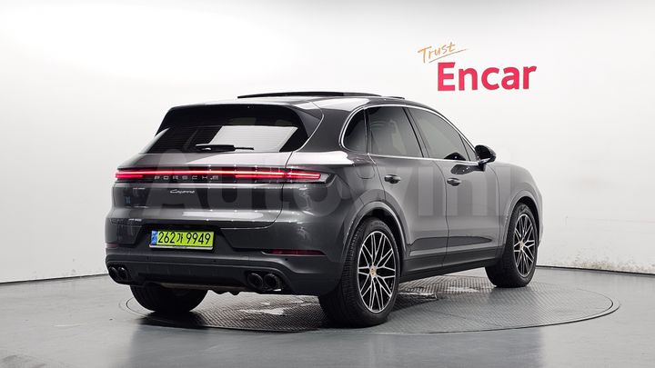 Porsche Cayenne 2024 — 2