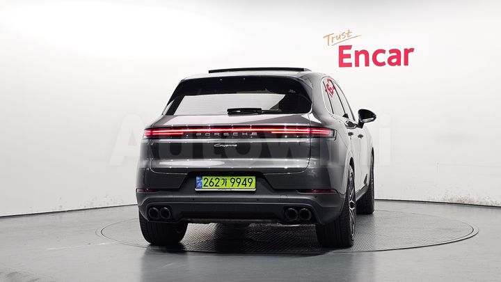 Porsche Cayenne 2024 — 4