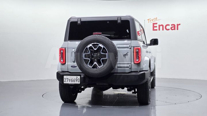 Ford Bronco 2024 — 4