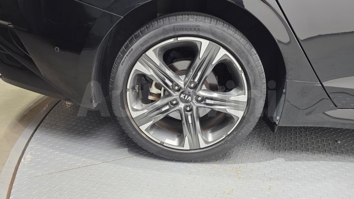 Kia K5 2020 — 5