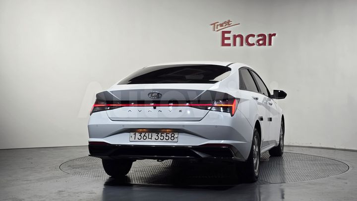 Hyundai Avante 2021 — 4