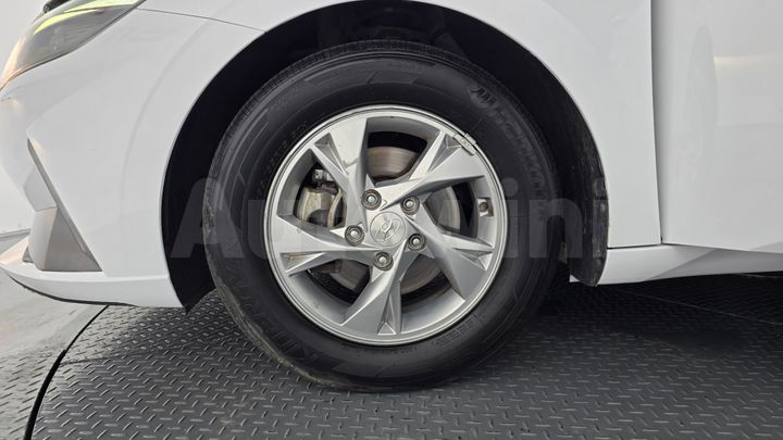 Hyundai Avante 2021 — 5
