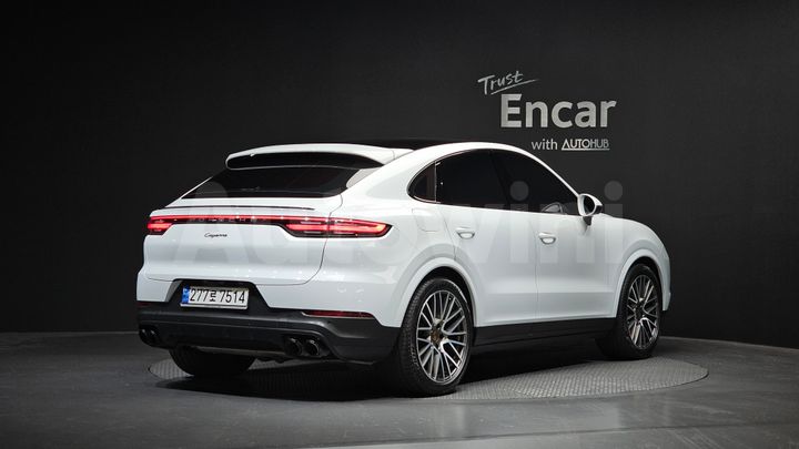 Porsche Cayenne 2022 — 2