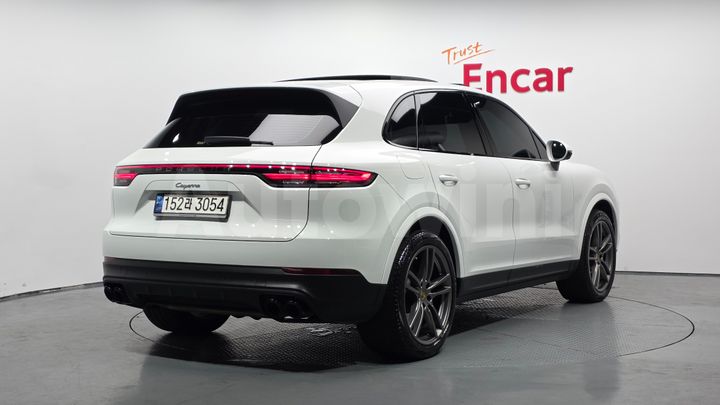 Porsche Cayenne 2022 — 2