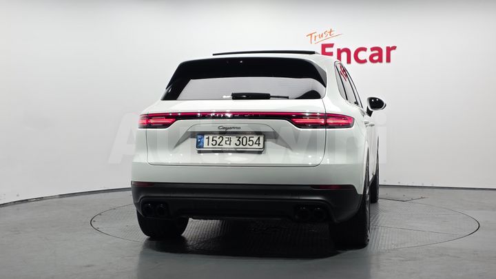 Porsche Cayenne 2022 — 4