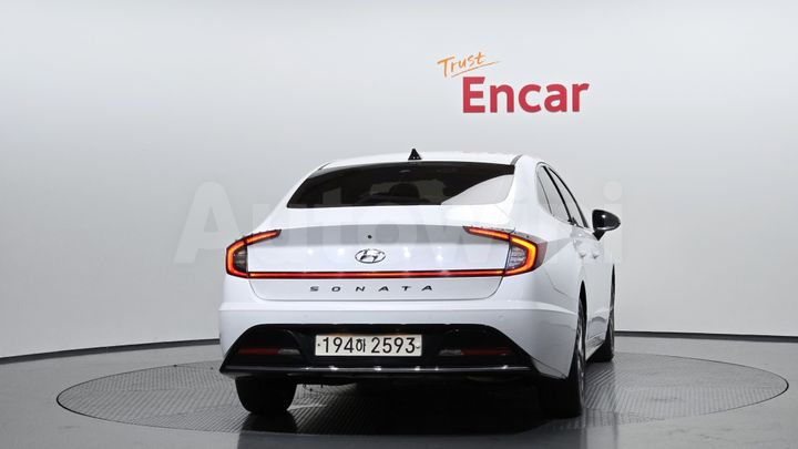 Hyundai Sonata 2022 — 4
