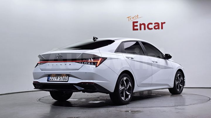 Hyundai Avante 2022 — 2