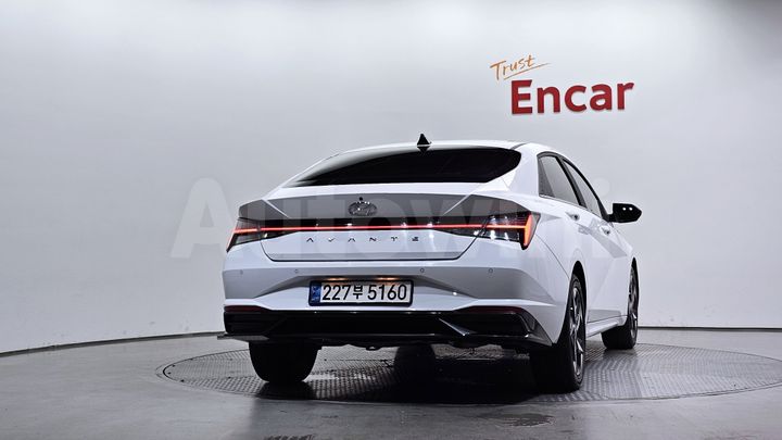 Hyundai Avante 2022 — 4