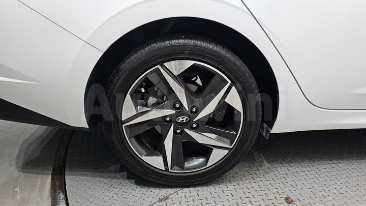 Hyundai Avante 2022 — 5