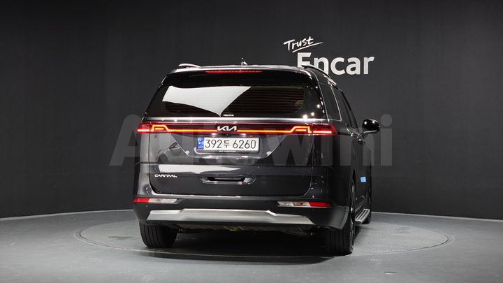 Kia Carnival 2023 — 4