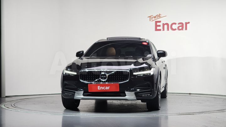 Volvo V90 2019 — 3