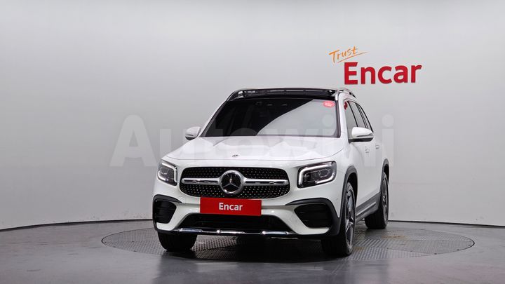 Mercedes Benz GLB Class 2023 — 3