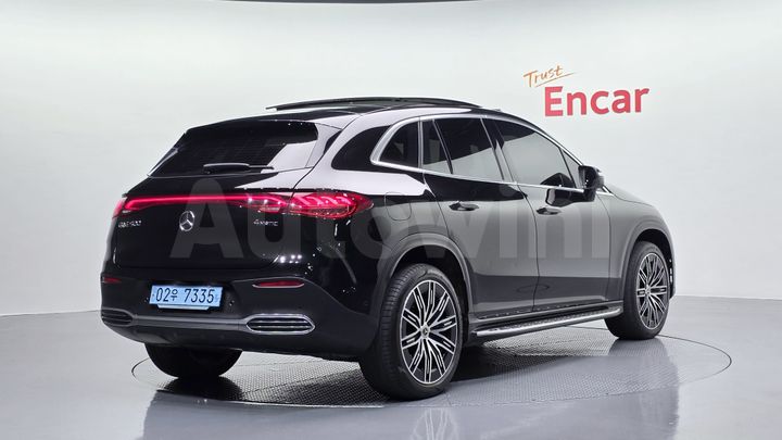 Mercedes Benz EQE