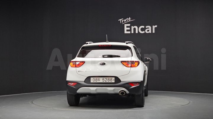 Kia Stonic 2018 — 4
