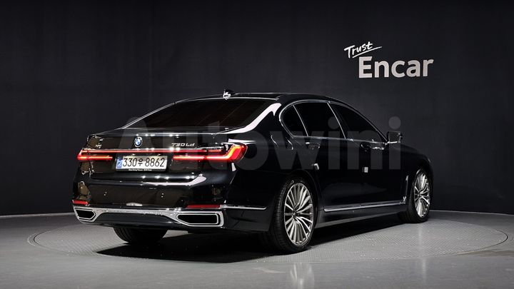 BMW 7 Series 2021 — 2