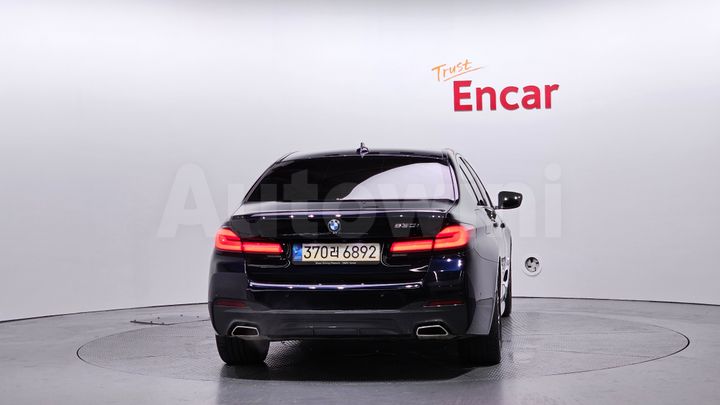 BMW 5 Series 2022 — 4