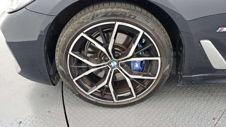 BMW 5 Series 2022 — 5