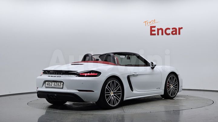 Porsche 718