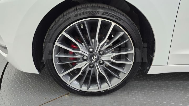 Hyundai Avante 2017 — 5