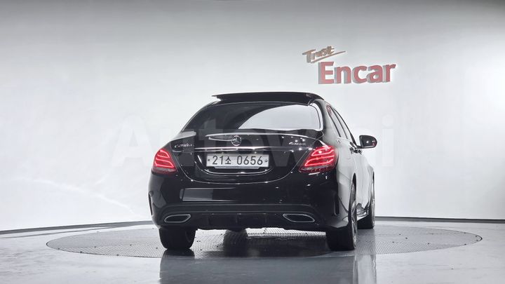 Mercedes-Benz C Class 2016 — 3