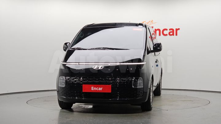 Hyundai Staria 2025 — 2