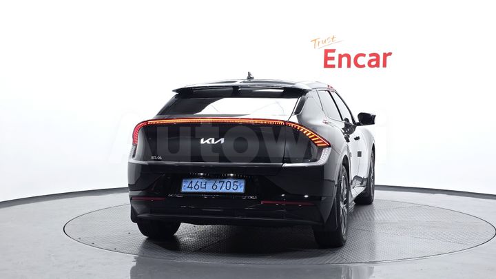 Kia EV6 2023 — 4