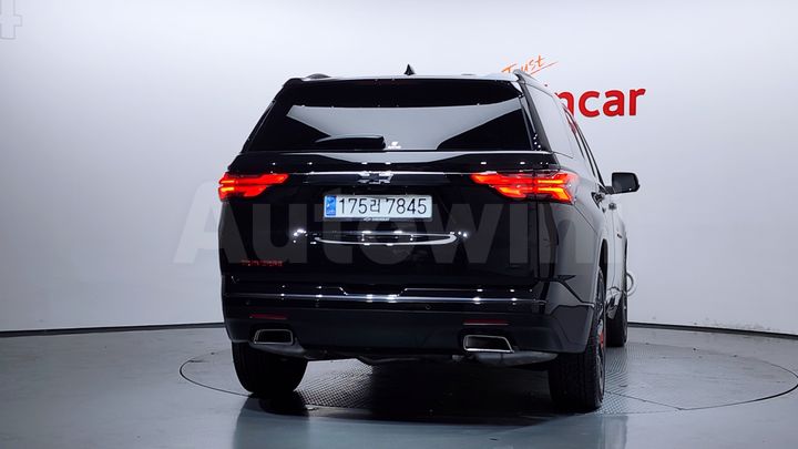 Chevrolet Traverse 2023 — 4