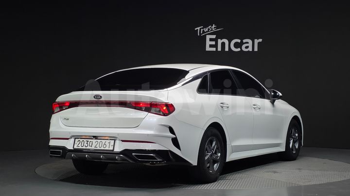 Kia K5 2020 — 2