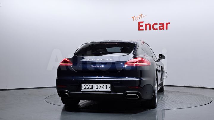 Porsche Panamera 2016 — 4