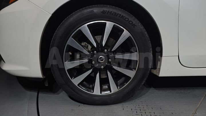 Nissan Altima 2018 — 5