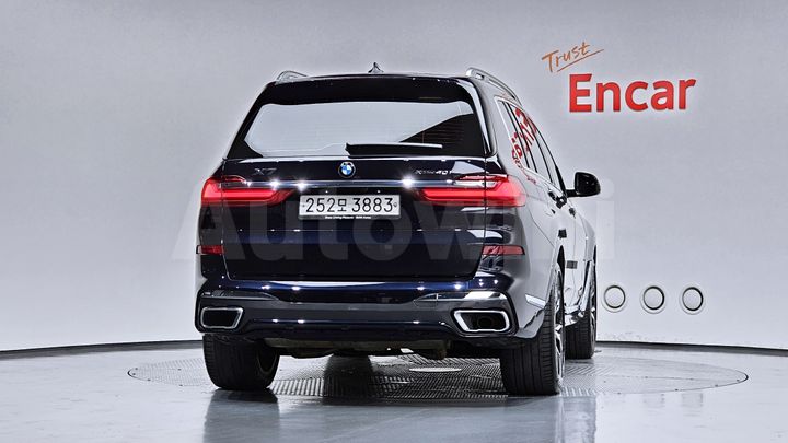 BMW X7 2020 — 4