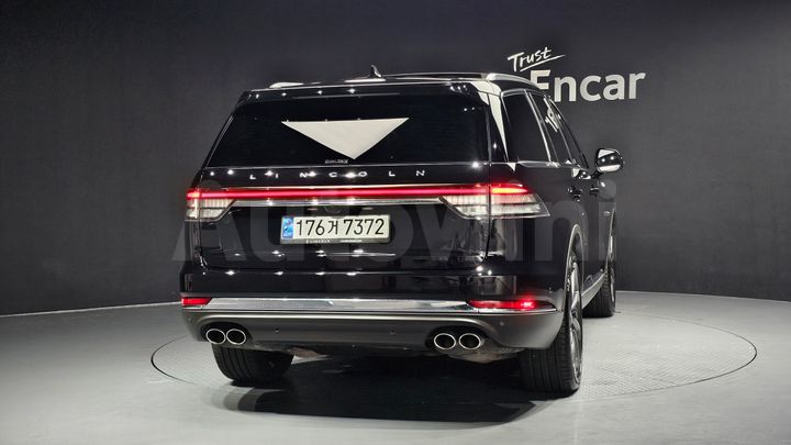 Lincoln Aviator 2023 — 4