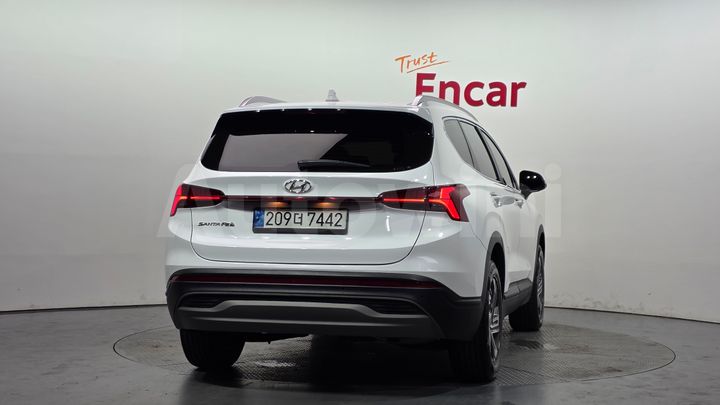 Hyundai SantaFe 2023 — 4