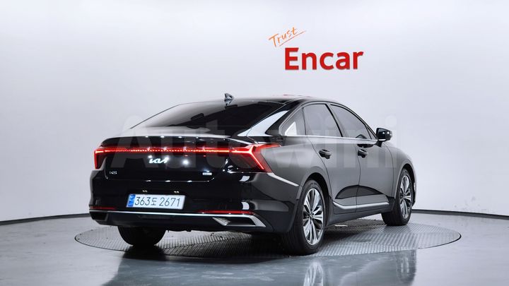 Kia K8 2023 — 2