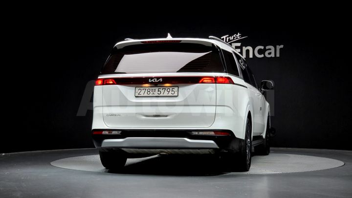 Kia Carnival 2023 — 4