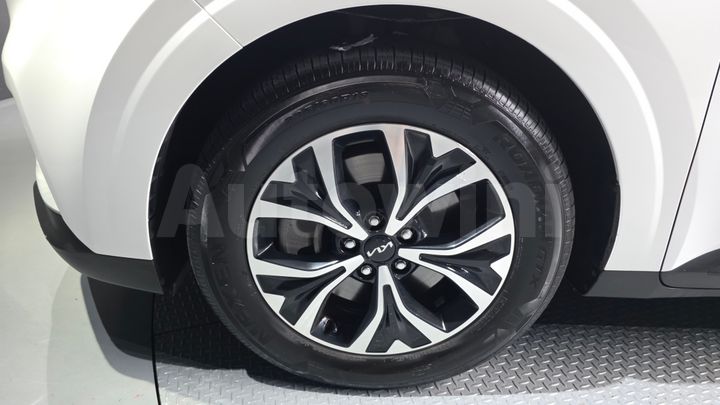 Kia Carnival 2023 — 5