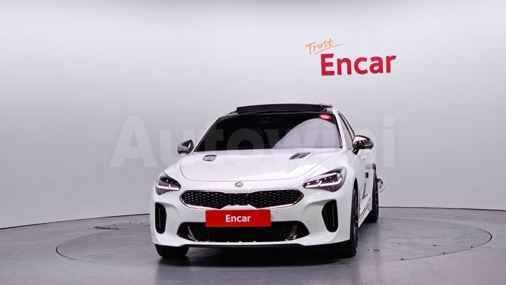 Kia Stinger 2021 — 3