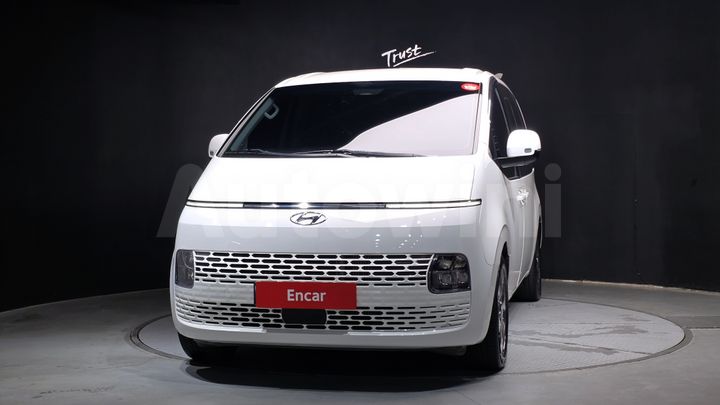 Hyundai Staria 2024 — 3
