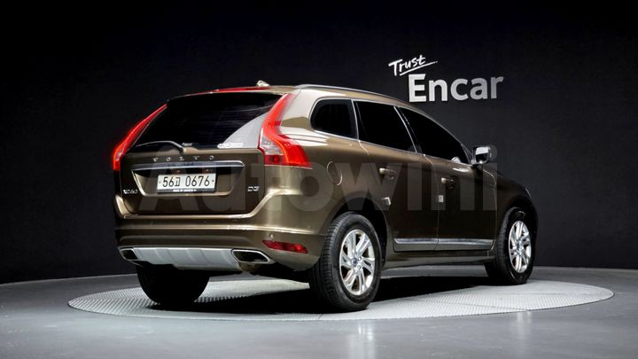Volvo XC60 2016 — 3